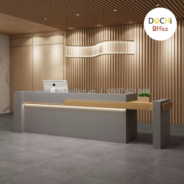 ban-tiep-tan-cao-cap-qlt034