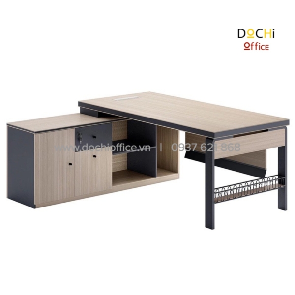 Bàn Giám Đốc DT037