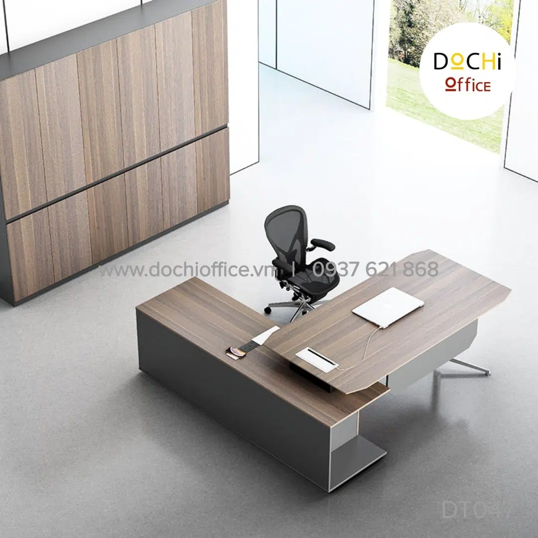 Bàn Giám Đốc Hiện Đại DT047