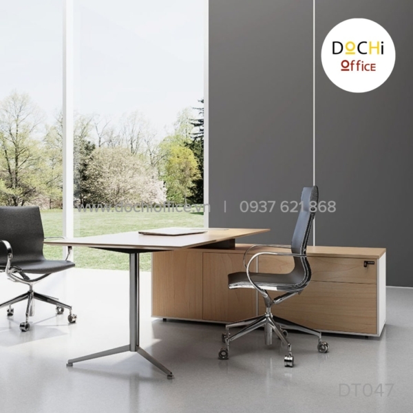 Bàn Giám Đốc Hiện Đại DT047