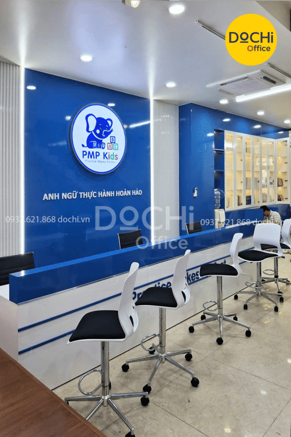 Tủ trưng bày quà thưởng và tài liệu