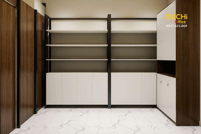 Khu vực tủ trưng bày và lưu trữ tầng trệt