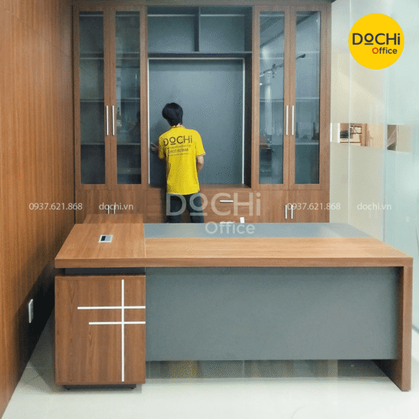 Mẫu thiết kế văn phòng giám đốc cổ điển, bề thế