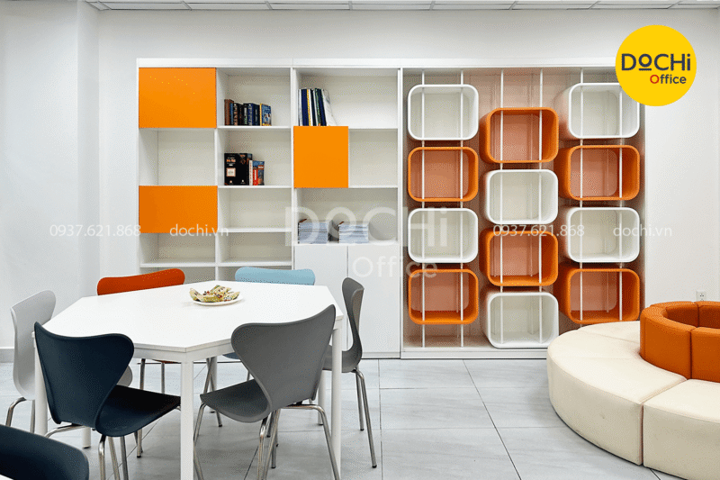 Khu vực thư viện tầng lửng