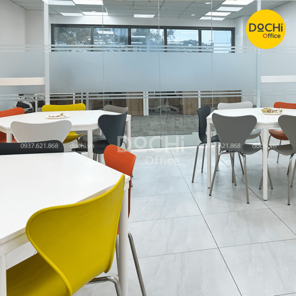 Khu vực thư viện tầng lửng